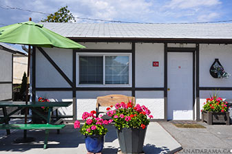 One Bedroom Cottages